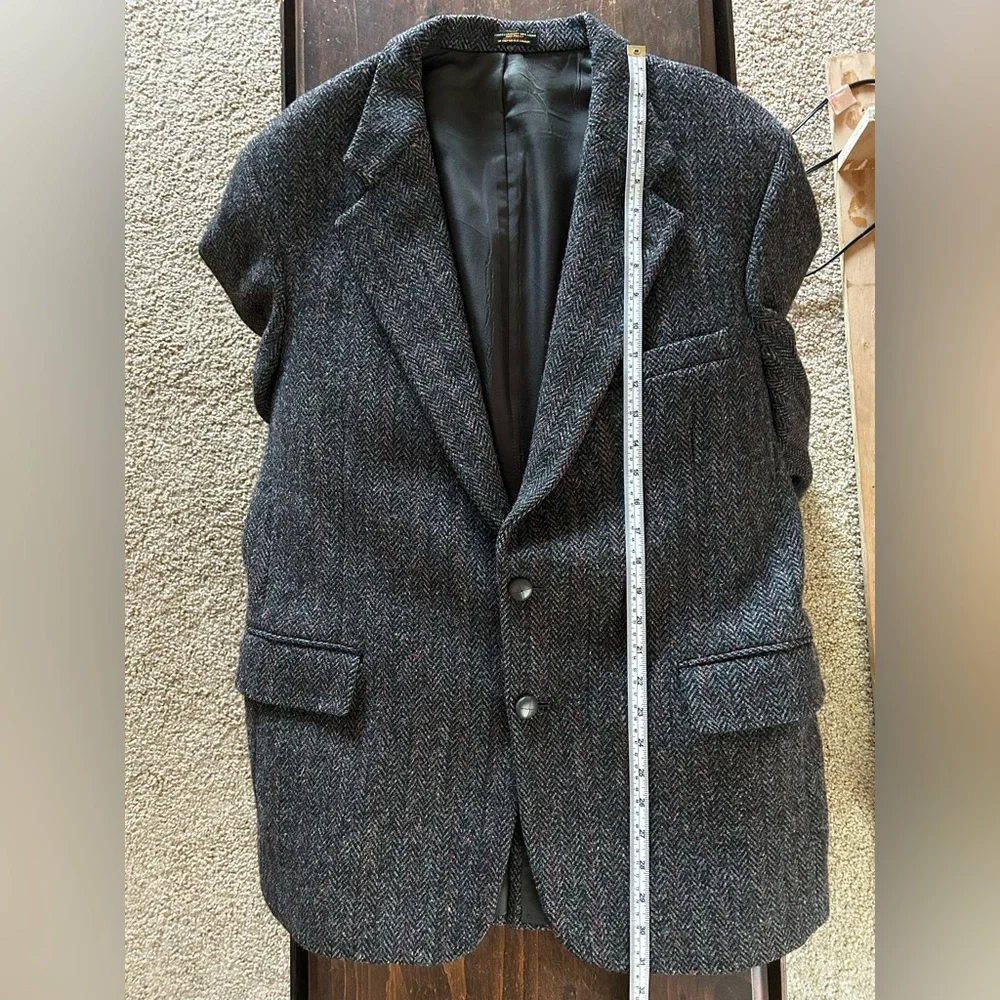 Classic Harris Tweed Gray Wool Blazer - Picture 6 of 7